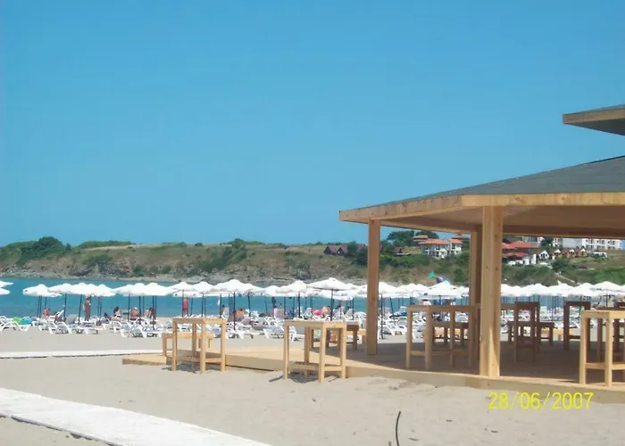 Nestinarka Complex - Emili تساريفو