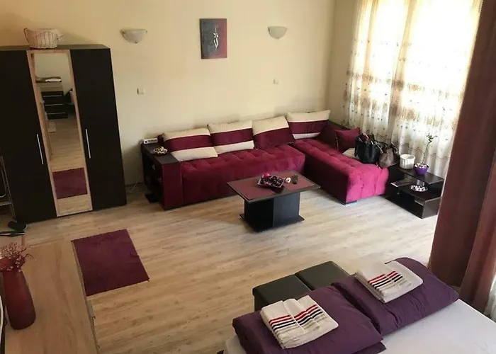 Nestinarka Complex - Emili تساريفو