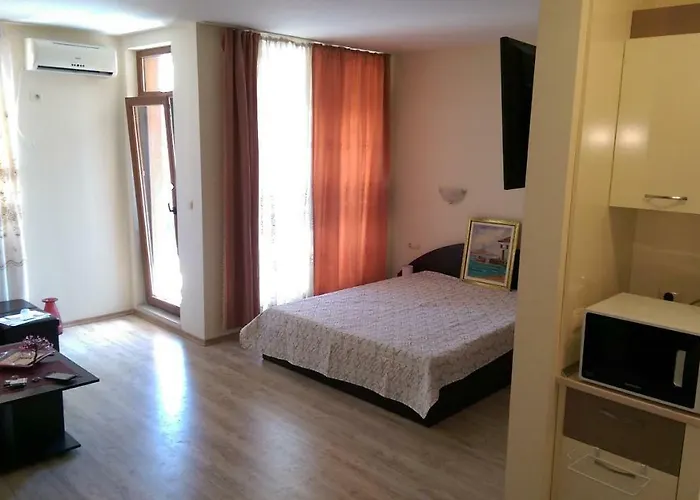 Nestinarka Complex - Emili شقة