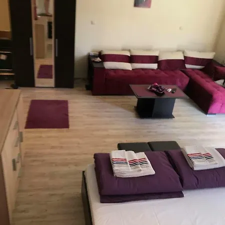 Nestinarka Complex - Emili * Tsarévo