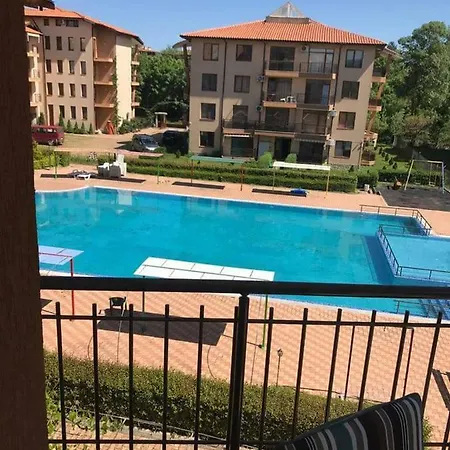 Nestinarka Complex - Emili Tsarévo